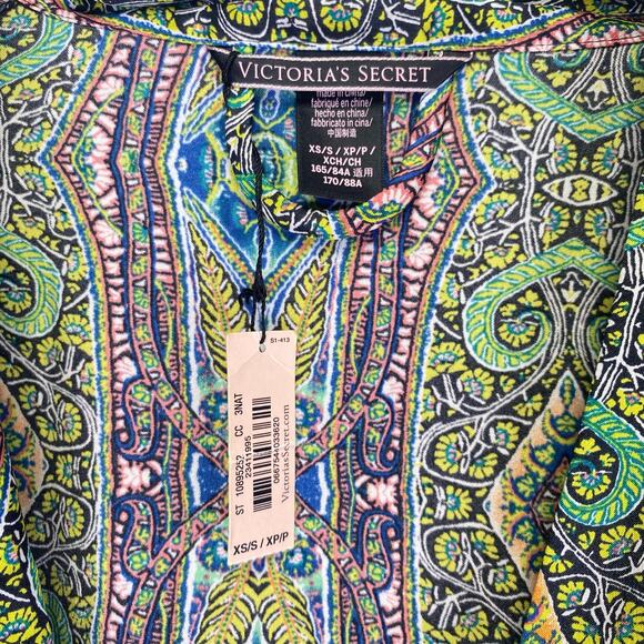 VICTORIAS SECRET Paisley Kimono Robe Geometric Multicolor Satin Womens Sz XS NWT - Picture 2 of 10